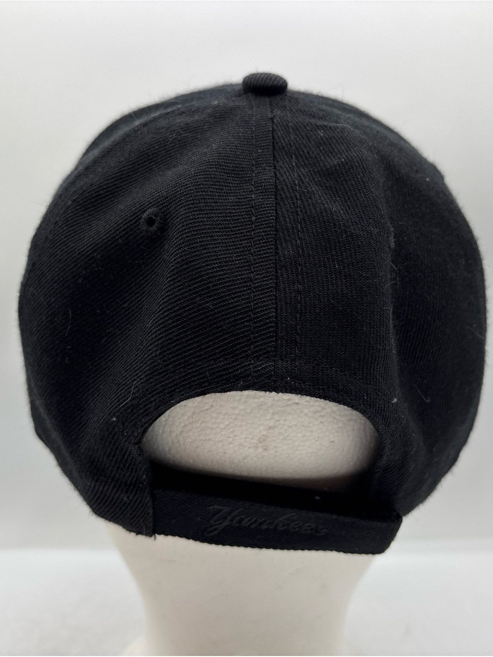 New York Yankees 47 Brand Blackout Tonal Logo Adjustable Baseball Hat Black OSFM - Picture 4 of 8
